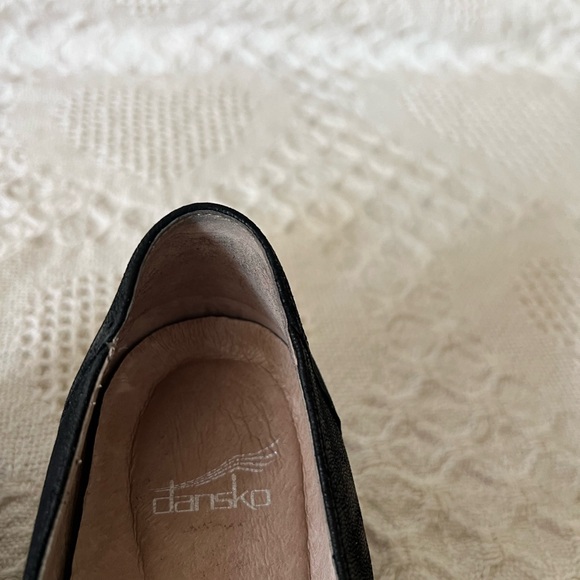 Dansko Preston Burnished Nubuck Black Loafer Wood Block Heel Size 7 Workwear - Picture 6 of 12